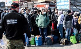 Polija un Latvija gatavojas uzņemt "pareizos" bēgļus: no Ukrainas